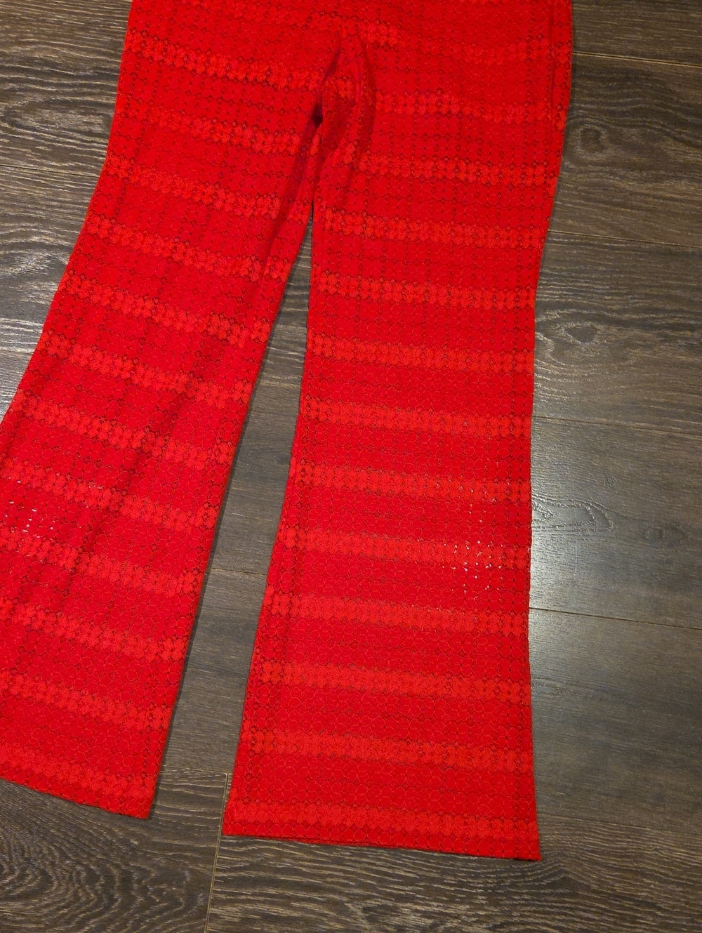 ❤️ NWOT! EXPRESS RED LACE HIGH WAIST LACE FLARE PANTS, 2 (26) - Picture 7 of 15